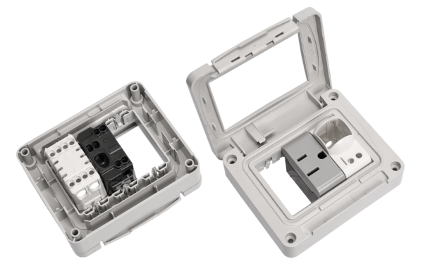 Terminal boxes